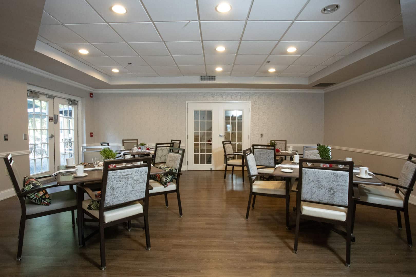 CareOne at Oradell-Interior, dining room
