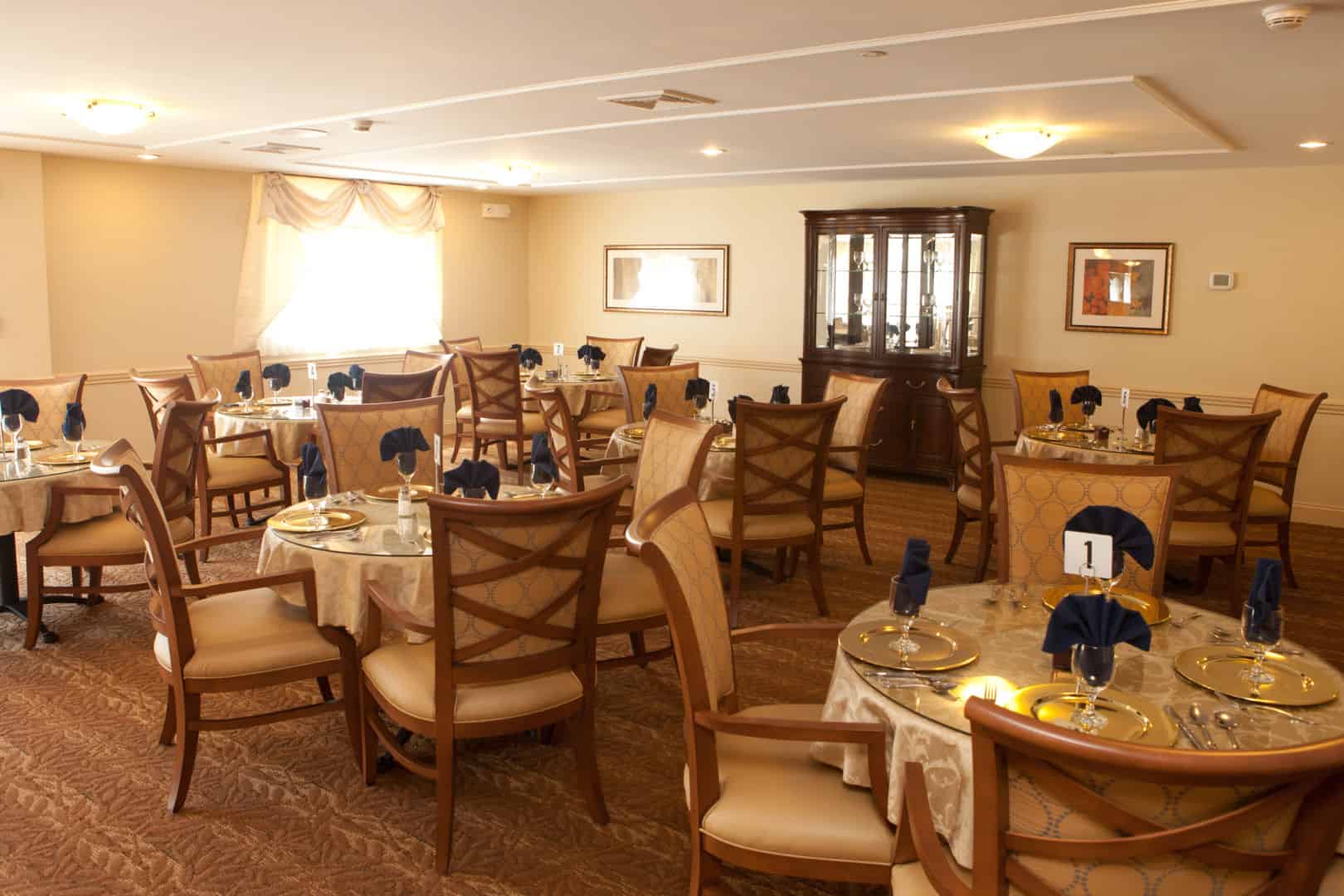 Harmony Village at Hanover Township-Interior, dining room