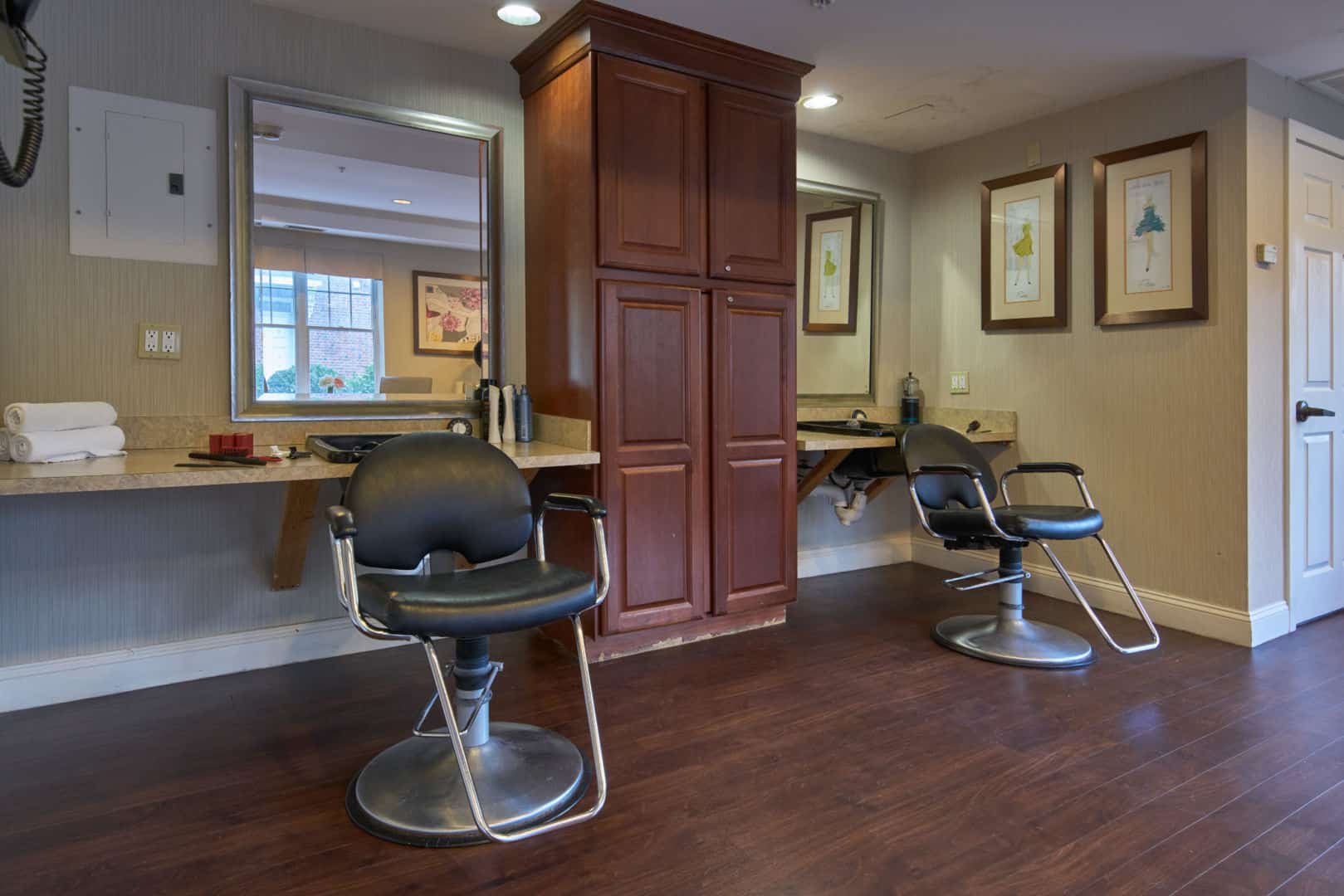 CareOne at Madison Avenue-Interior, on-site salon