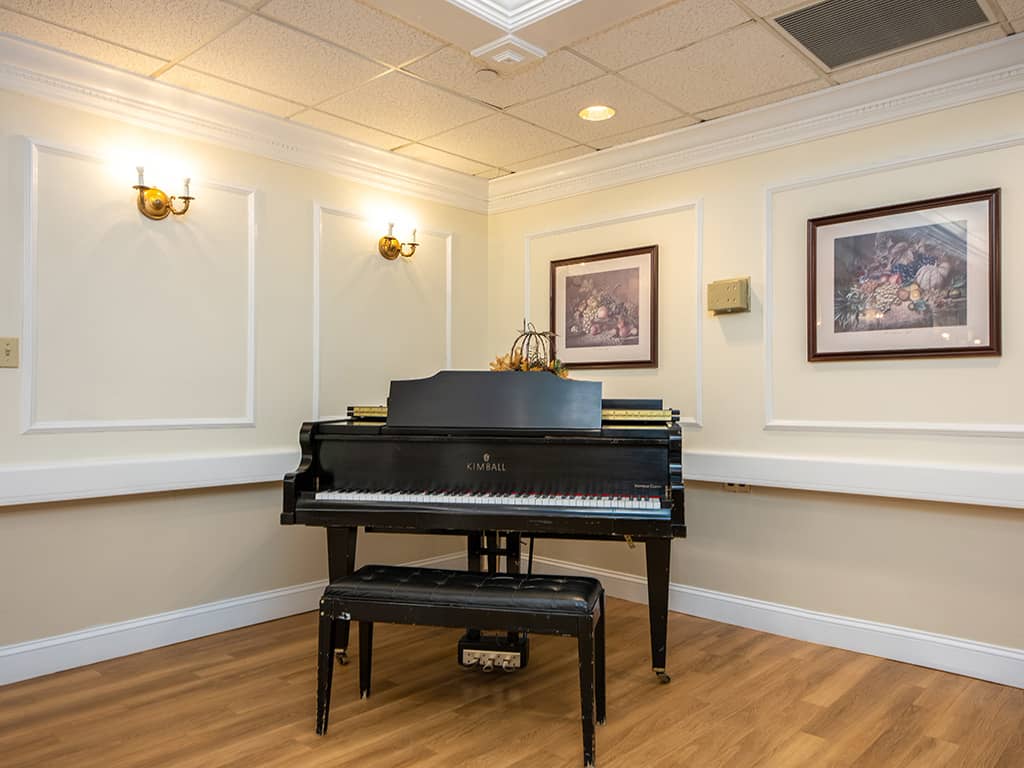 CareOne at Newton-Interior, piano