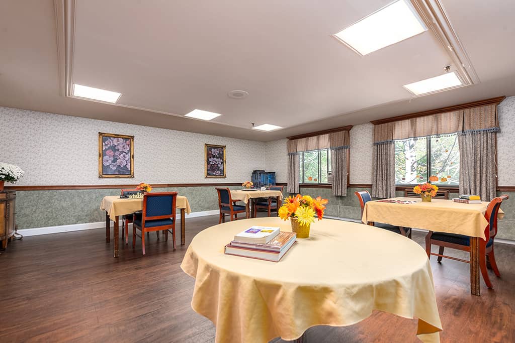CareOne at Northampton-Interior, dining room