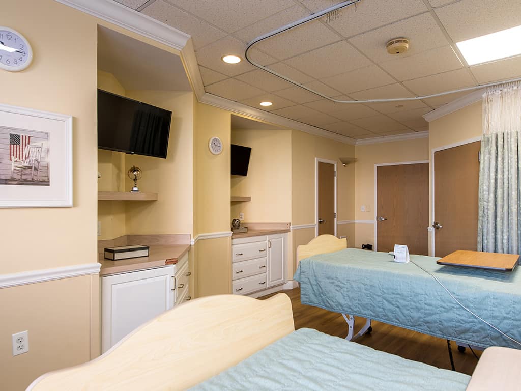 CareOne at Weymouth-Interior, room